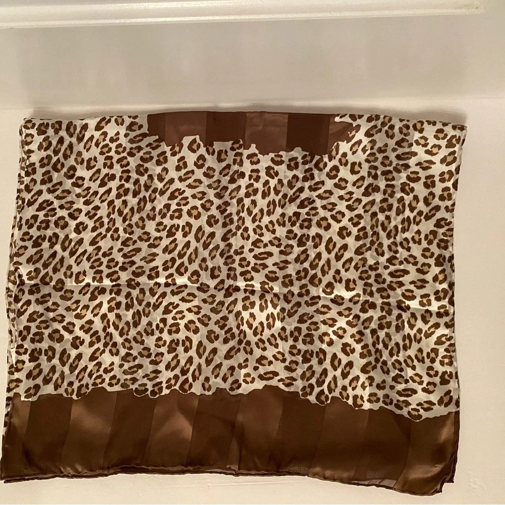 DONCASTER SCARF BROWN WHITE ANIMAL PRINT SILK LONG RECTANGLE ACCESSORY